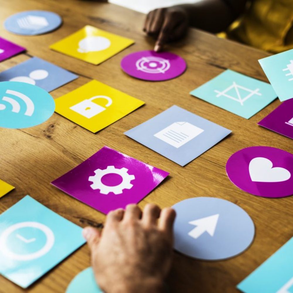 group-of-computer-icon-on-the-wooden-table-2025-02-10-04-03-12-utc-scaled-r5soqd56o0d26hi3g107dh66d9vhk51d0avfbwgwns